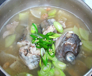 시원한 <맑은 생태탕>...