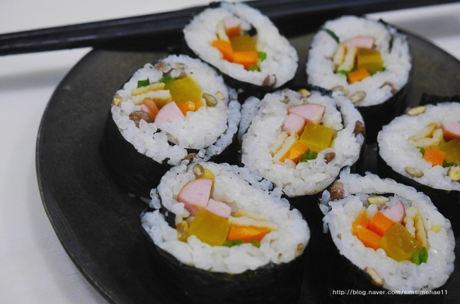 마약김밥 이미지