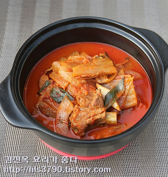 돼지랑찌개랑 이미지